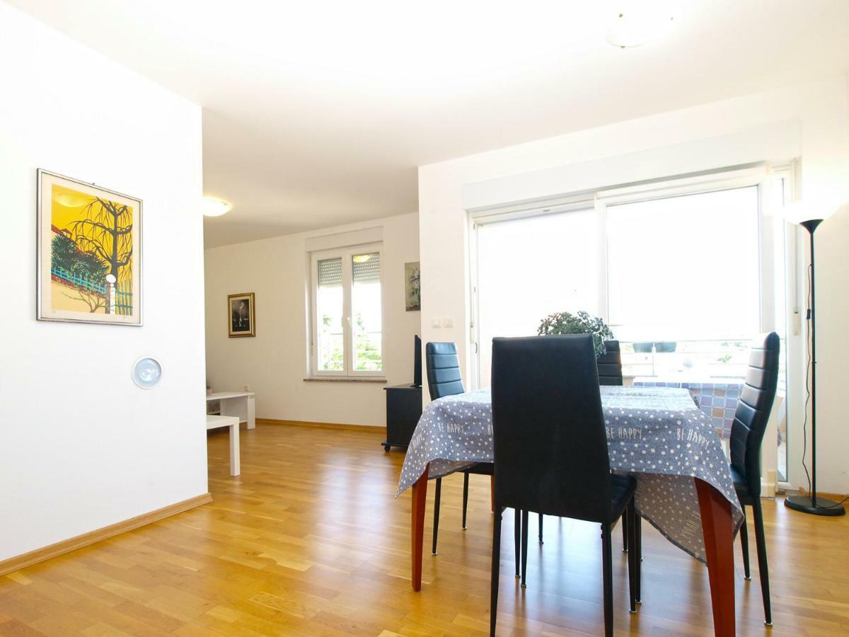 Apartments Majda 1932 Fazana Bagian luar foto