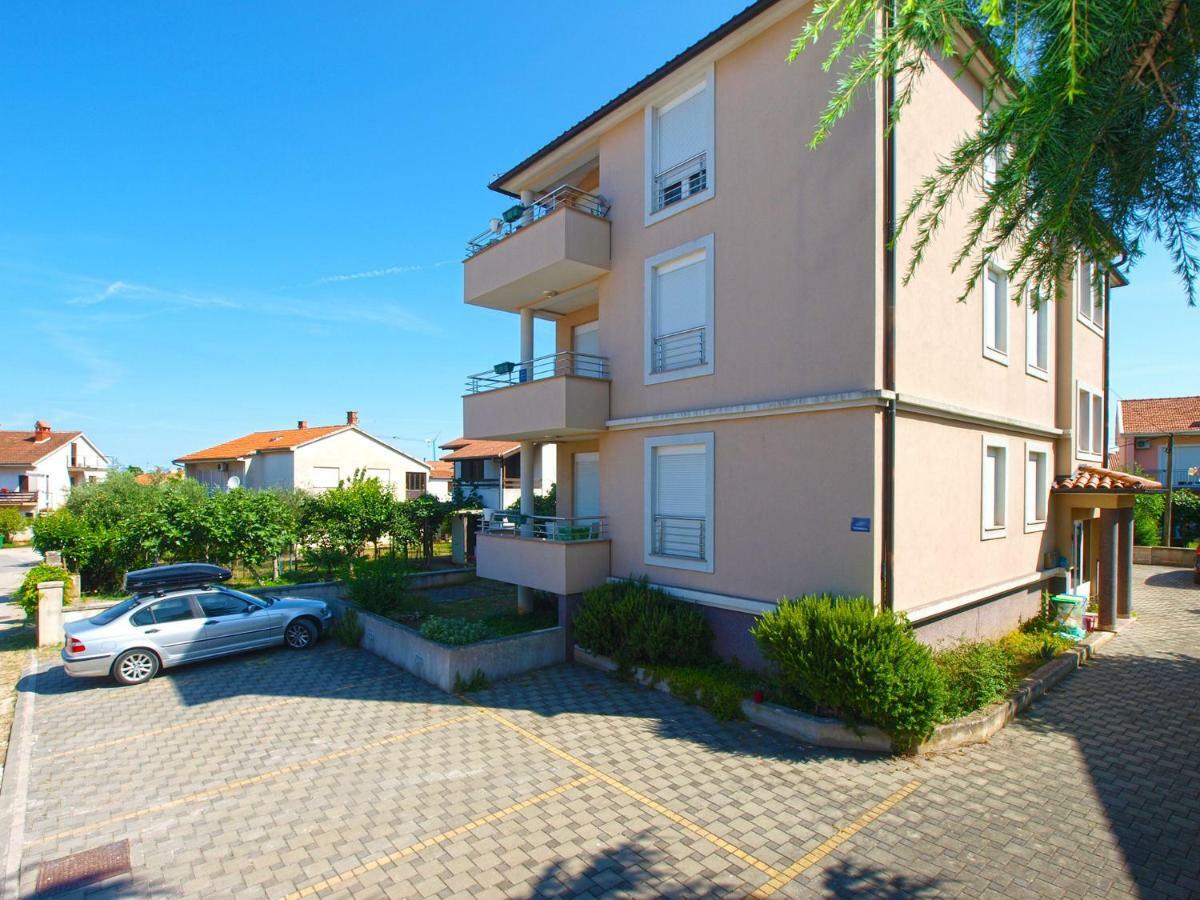 Apartments Majda 1932 Fazana Bagian luar foto
