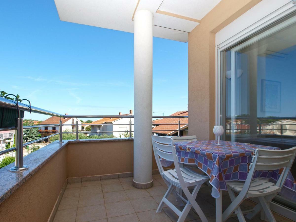Apartments Majda 1932 Fazana Bagian luar foto