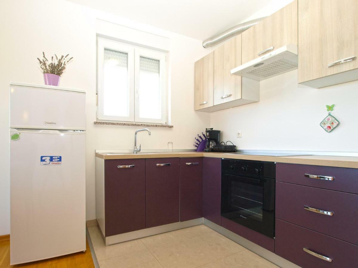 Apartments Majda 1932 Fazana Bagian luar foto